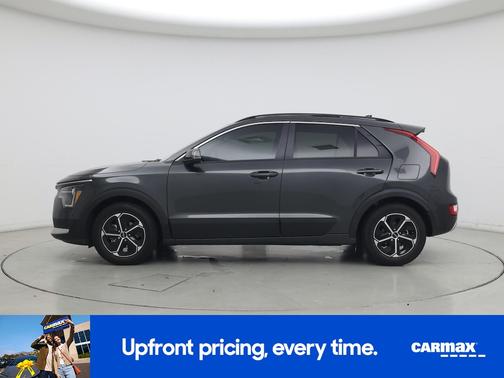Gray 2023 Kia Niro EX