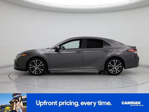 Gray 2018 Toyota Camry SE