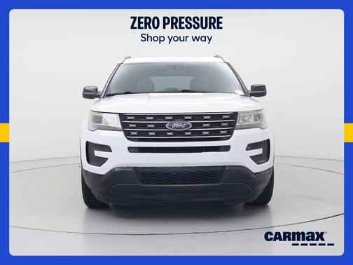 White 2017 Ford Explorer