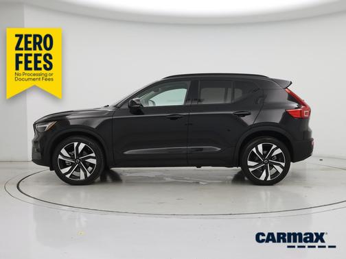 Black 2025 Volvo XC40 B5 Plus Dark Theme