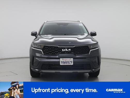 Gray 2022 Kia Sorento Hybrid S