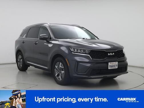 Gray 2022 Kia Sorento Hybrid S