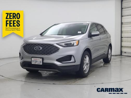 Silver 2023 Ford Edge SEL