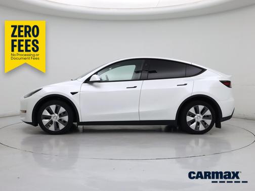 White 2023 Tesla Model Y Long Range
