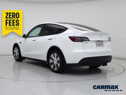 White 2023 Tesla Model Y Long Range