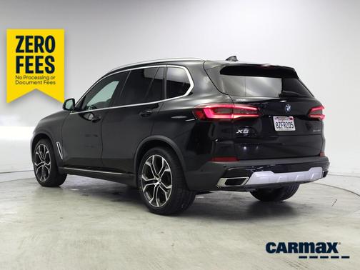 Black 2022 BMW X5 sDrive40i