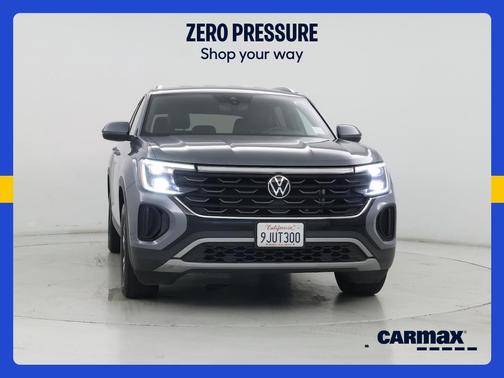 Gray 2024 Volkswagen Atlas Cross Sport SE