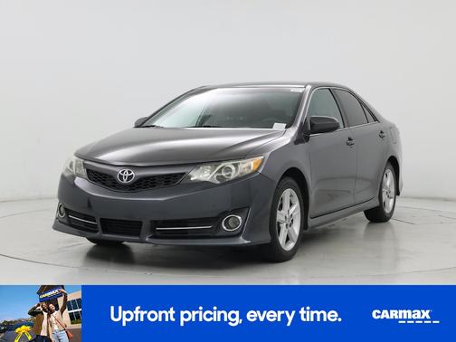 Gray 2014 Toyota Camry SE Sport
