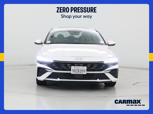 White 2025 Hyundai ELANTRA Limited
