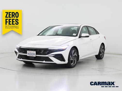 White 2025 Hyundai ELANTRA Limited