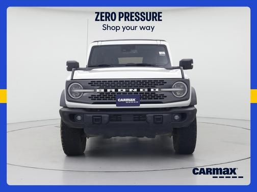 White 2022 Ford Bronco Badlands