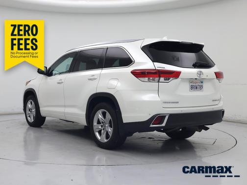 White 2018 Toyota Highlander Limited