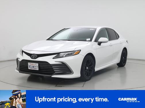 White 2022 Toyota Camry LE