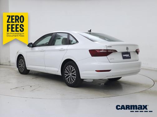 White 2021 Volkswagen Jetta SE