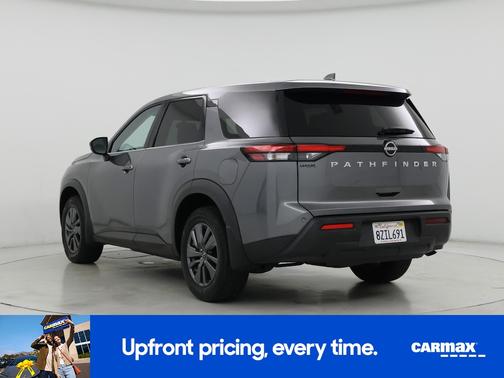 2022 Nissan Pathfinder S