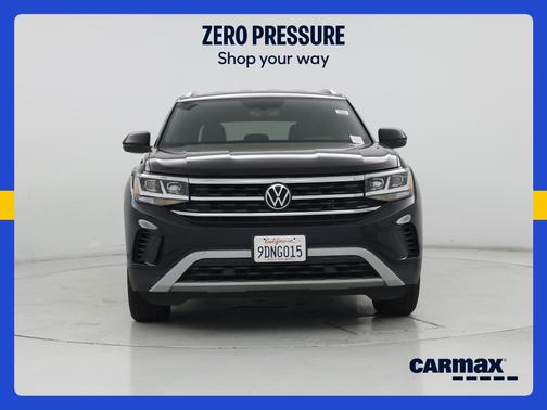 Black 2023 Volkswagen Atlas Cross Sport SE