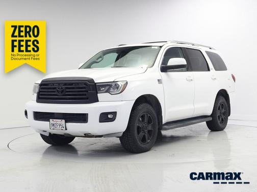 White 2019 Toyota Sequoia SR5