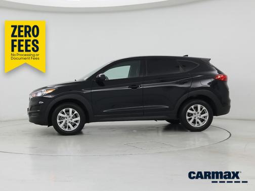 Black 2021 Hyundai TUCSON SE