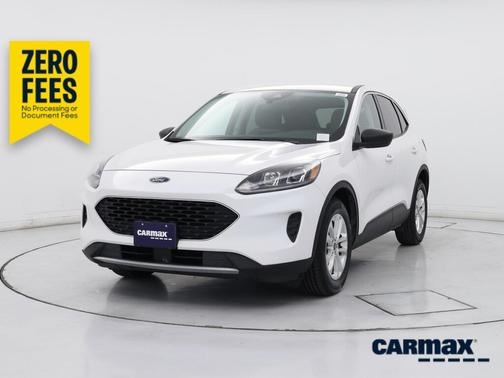White 2022 Ford Escape SE