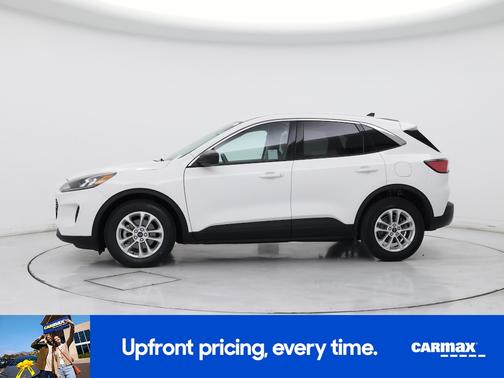 White 2022 Ford Escape SE