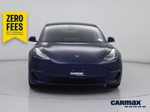 Blue 2022 Tesla Model 3