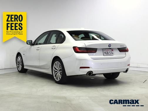 White 2023 BMW 330e
