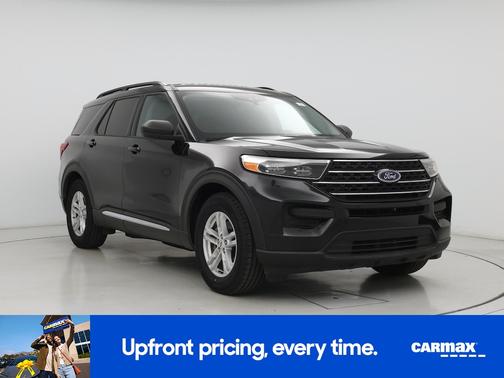 Black 2021 Ford Explorer XLT