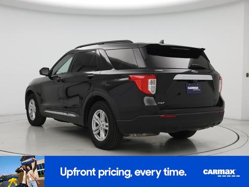 Black 2021 Ford Explorer XLT