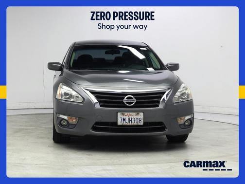 Gray 2015 Nissan Altima SV