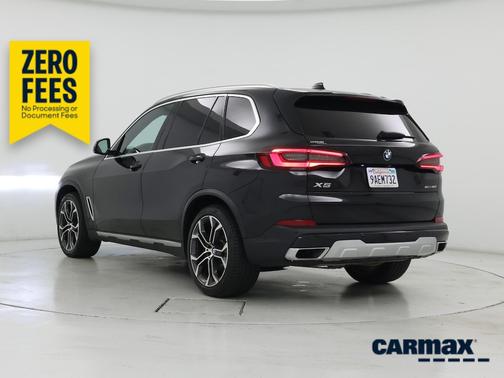 Black 2022 BMW X5 sDrive40i