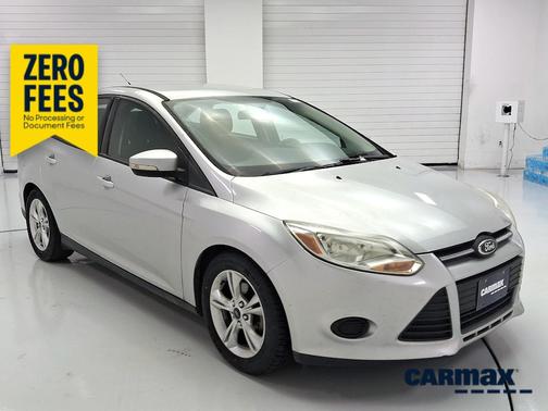Silver 2014 Ford Focus SE