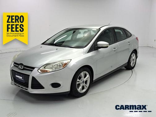 Silver 2014 Ford Focus SE