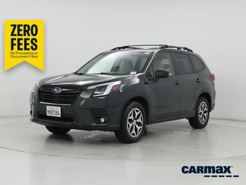 Green 2024 Subaru Forester Premium
