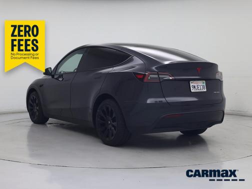 Gray 2024 Tesla Model Y Long Range
