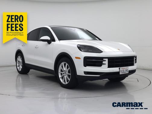 White 2024 Porsche Cayenne Coupe