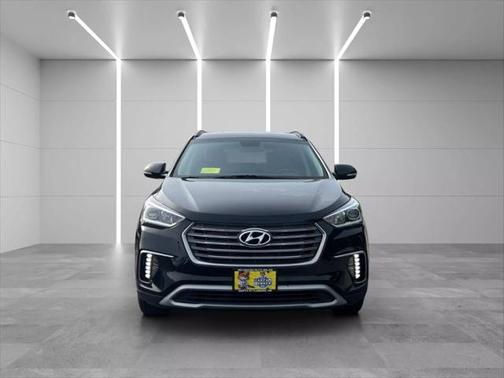 2018 Hyundai SANTA FE SE
