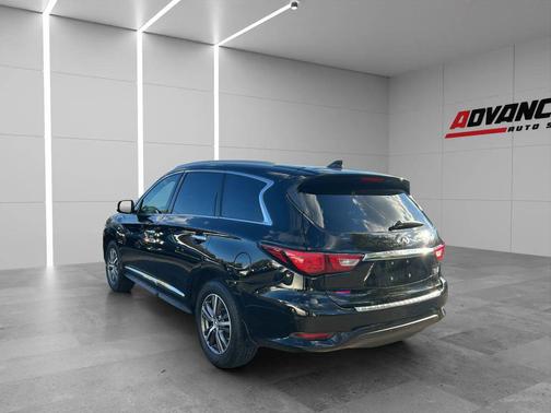 2017 INFINITI QX60 Base