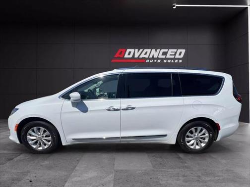 2018 Chrysler Pacifica Touring-L Plus