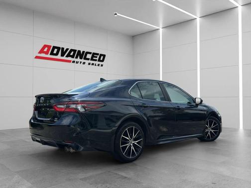 Galactic Aqua Mica 2021 Toyota Camry SE