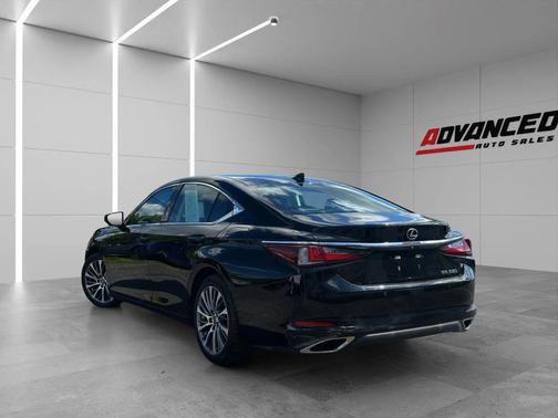 Black 2019 Lexus ES 350 Base