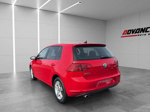 2017 Volkswagen Golf TSI Wolfsburg Edition 4-Door