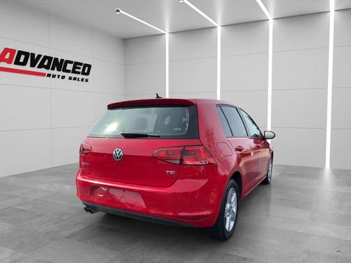 2017 Volkswagen Golf TSI Wolfsburg Edition 4-Door