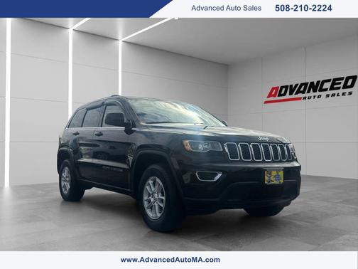 Diamond Black Crystal Pearlcoat 2020 Jeep Grand Cherokee Laredo