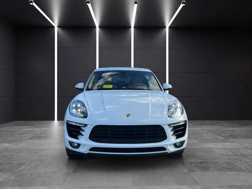 2015 Porsche Macan S