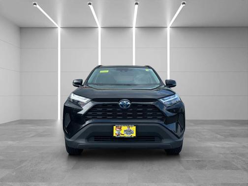 Midnight Black Metallic 2022 Toyota RAV4 Hybrid XLE