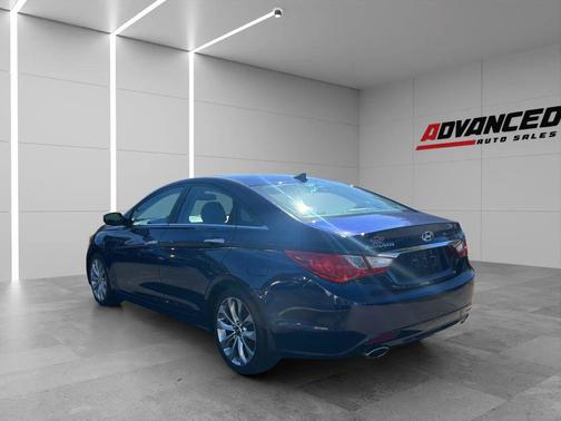 2012 Hyundai SONATA SE
