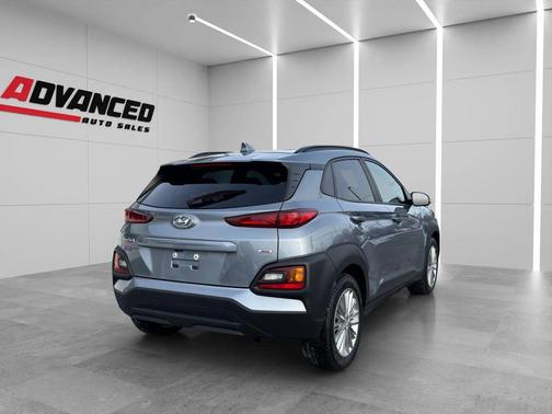2020 Hyundai KONA SEL Plus