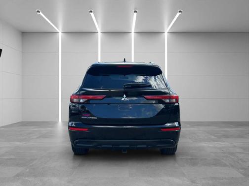 2022 Mitsubishi Outlander ES 2.5 S-AWC