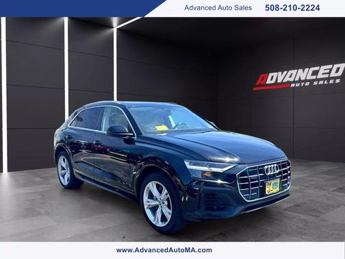 2021 Audi Q8 55 Premium Plus