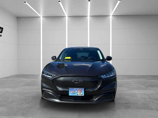 2022 Ford Mustang Mach-E Select